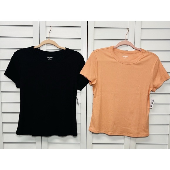 Old Navy Snug Crop Crew Neck Short Sleeve T-Shirt Bundle Of 2 Size Large NWT - Picture 1 of 8
